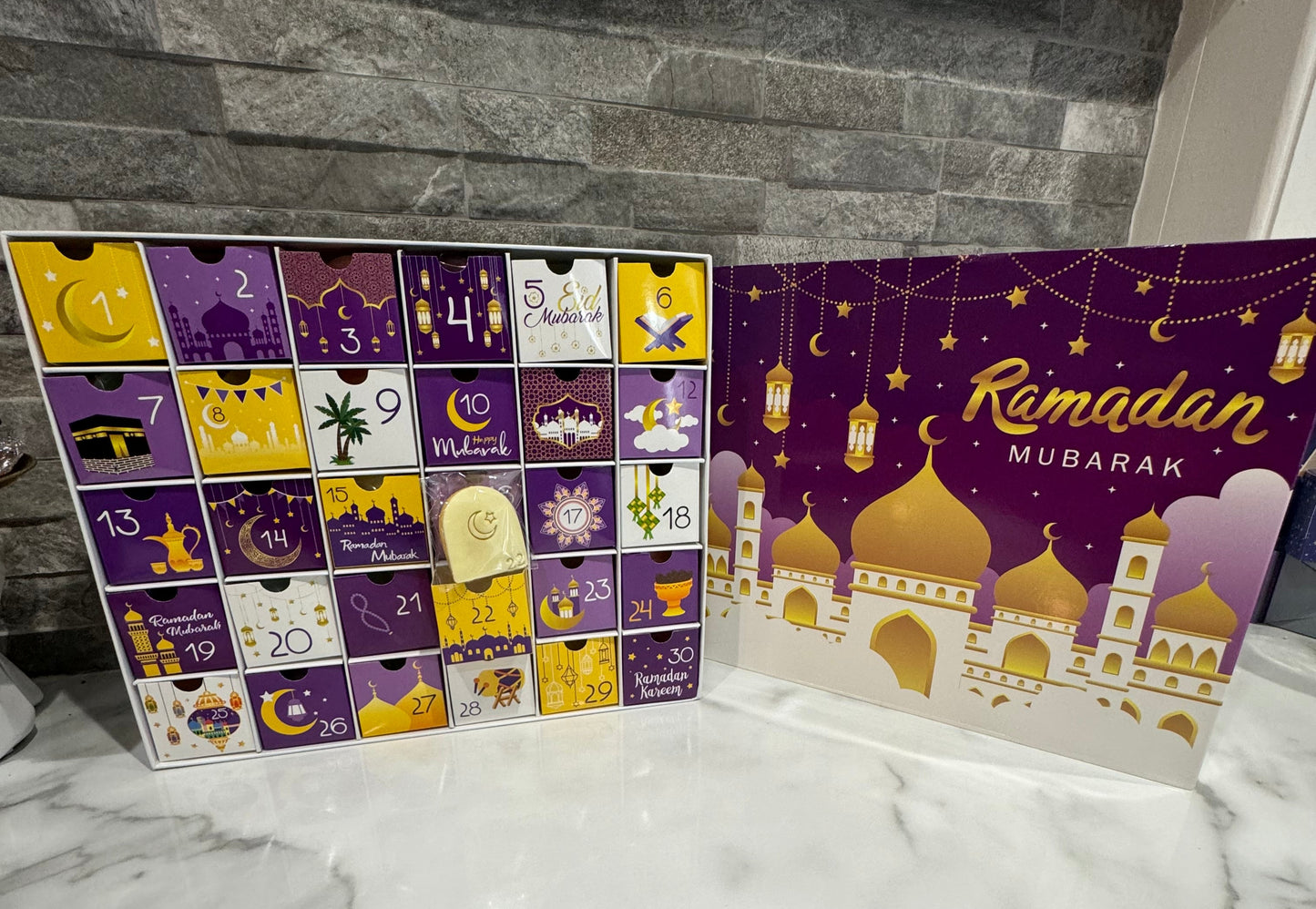 Ramadan Advent Calendar with biscuits